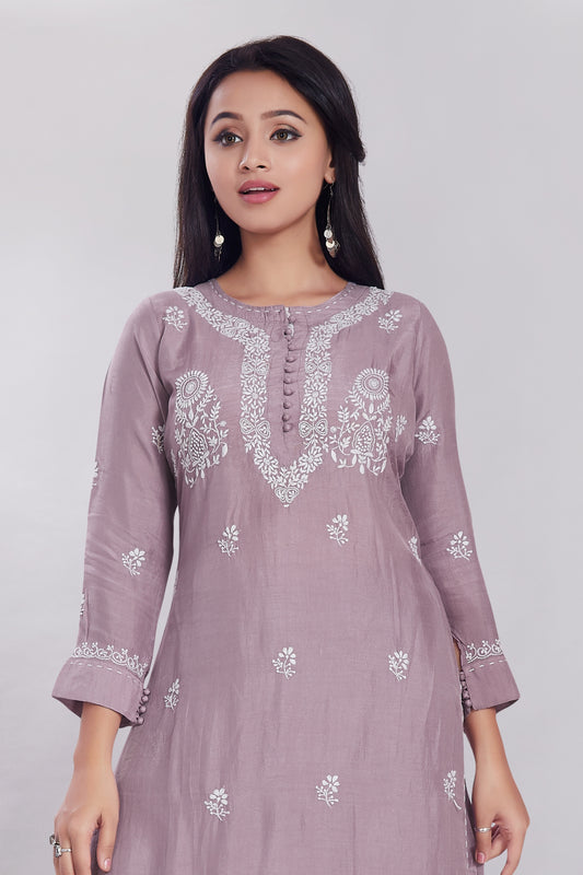 ⁠Dola Silk Chikankari Set.